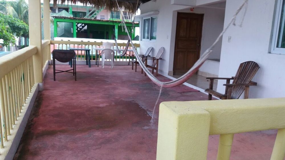 Tortugas Place Hotel Y Bungalos Monterrico Dış mekan fotoğraf