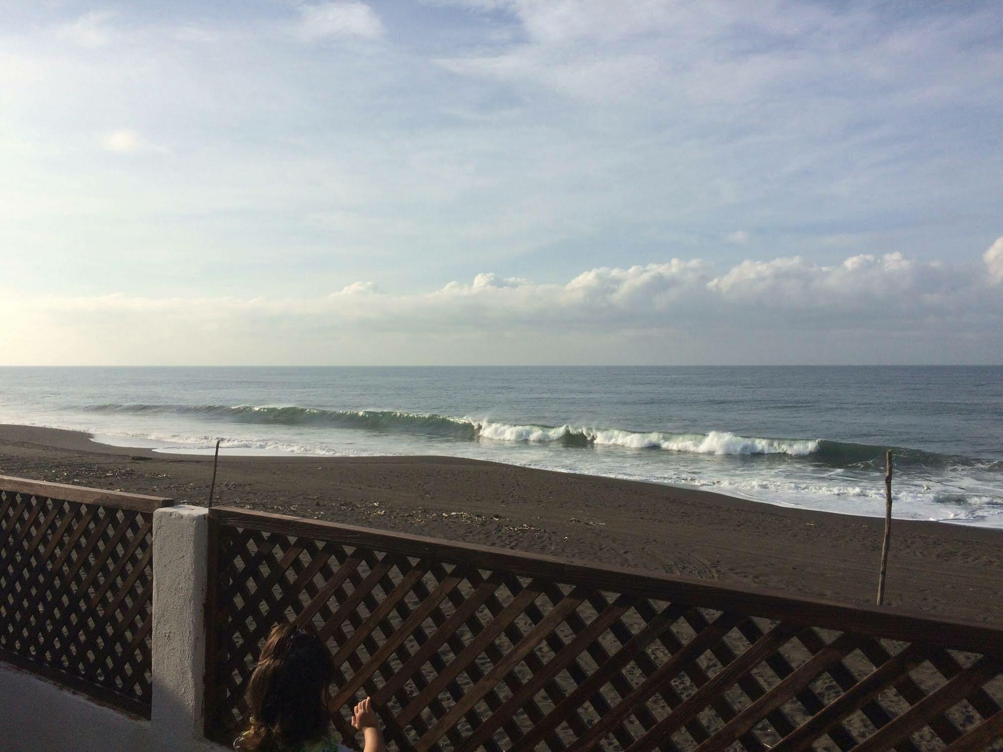 Tortugas Place Hotel Y Bungalos Monterrico Dış mekan fotoğraf